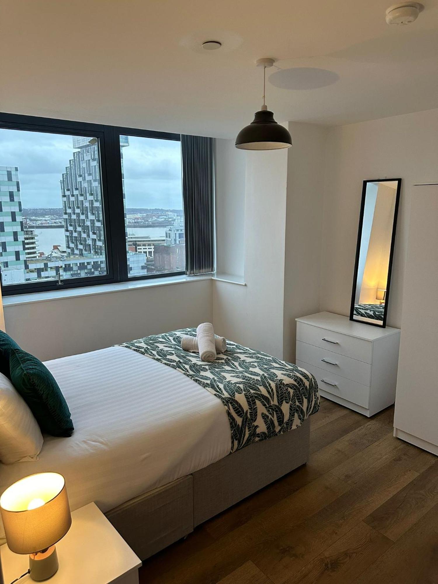 Stunning City View Apartment By Central Stay リヴァプール エクステリア 写真